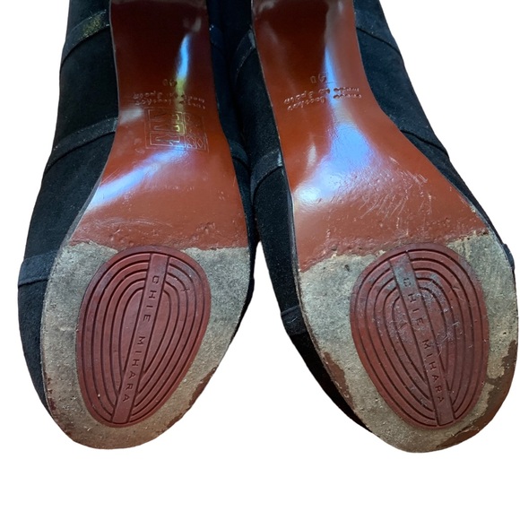 Chie Mihara Black Suede Strap Close Top Pump Heels Size 40 - Picture 9 of 17